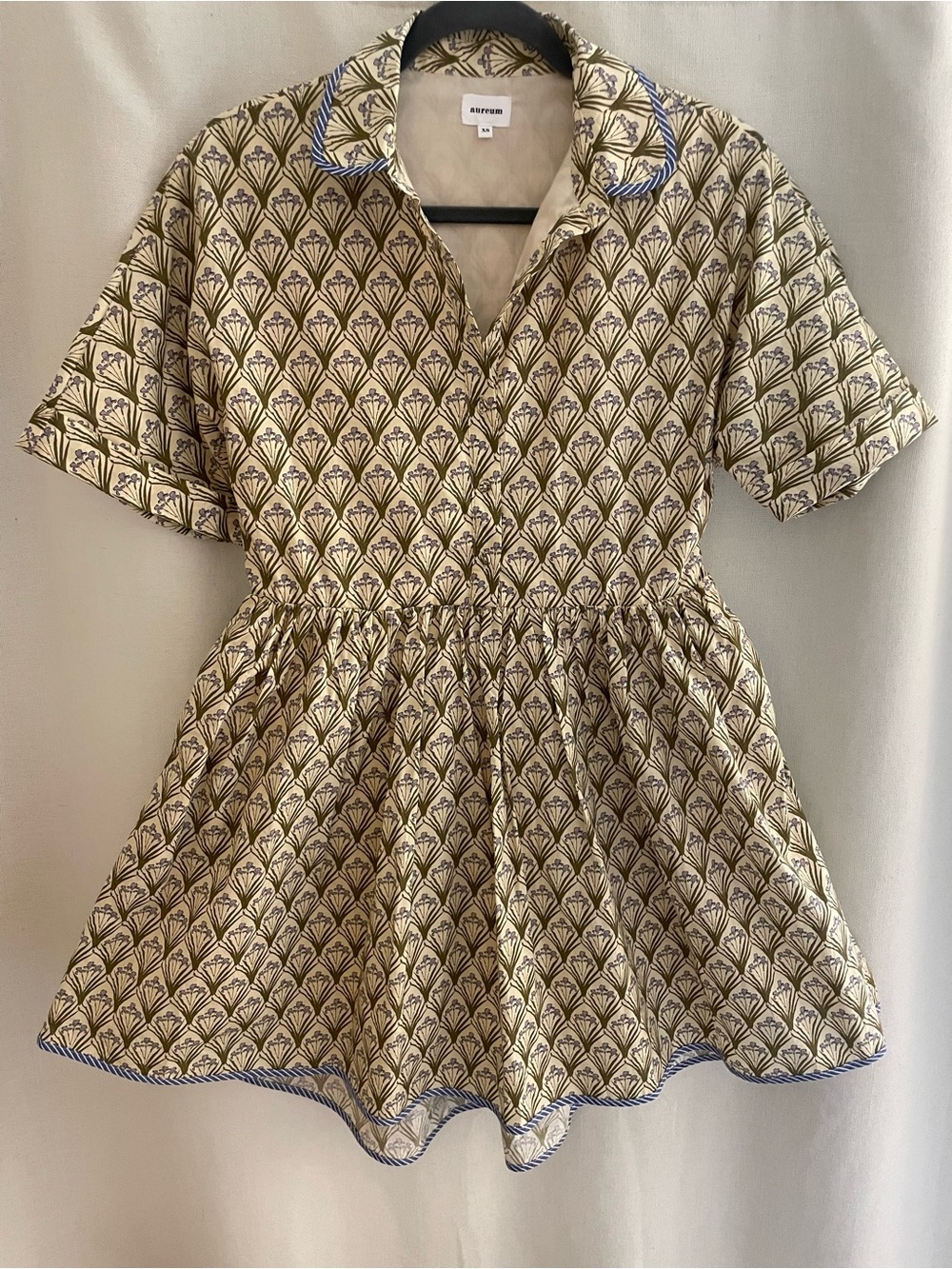 AUREUM Beige Printed Short Sleeve Gathered-Waist Dress with Blue Trim